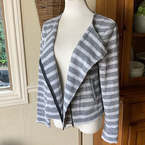 Caslon Grey/White Lightweight Motto Style Jacket Size Large - Picture 1 of 9